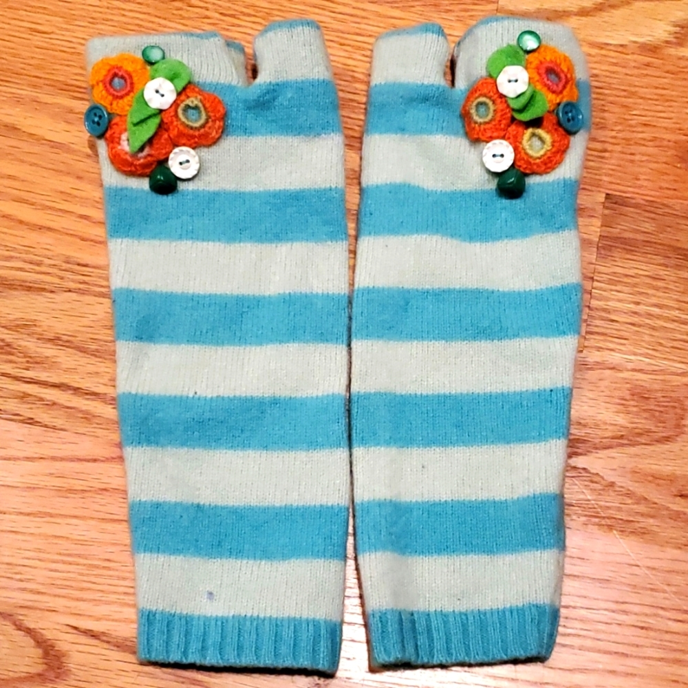 Hand made arm warmers